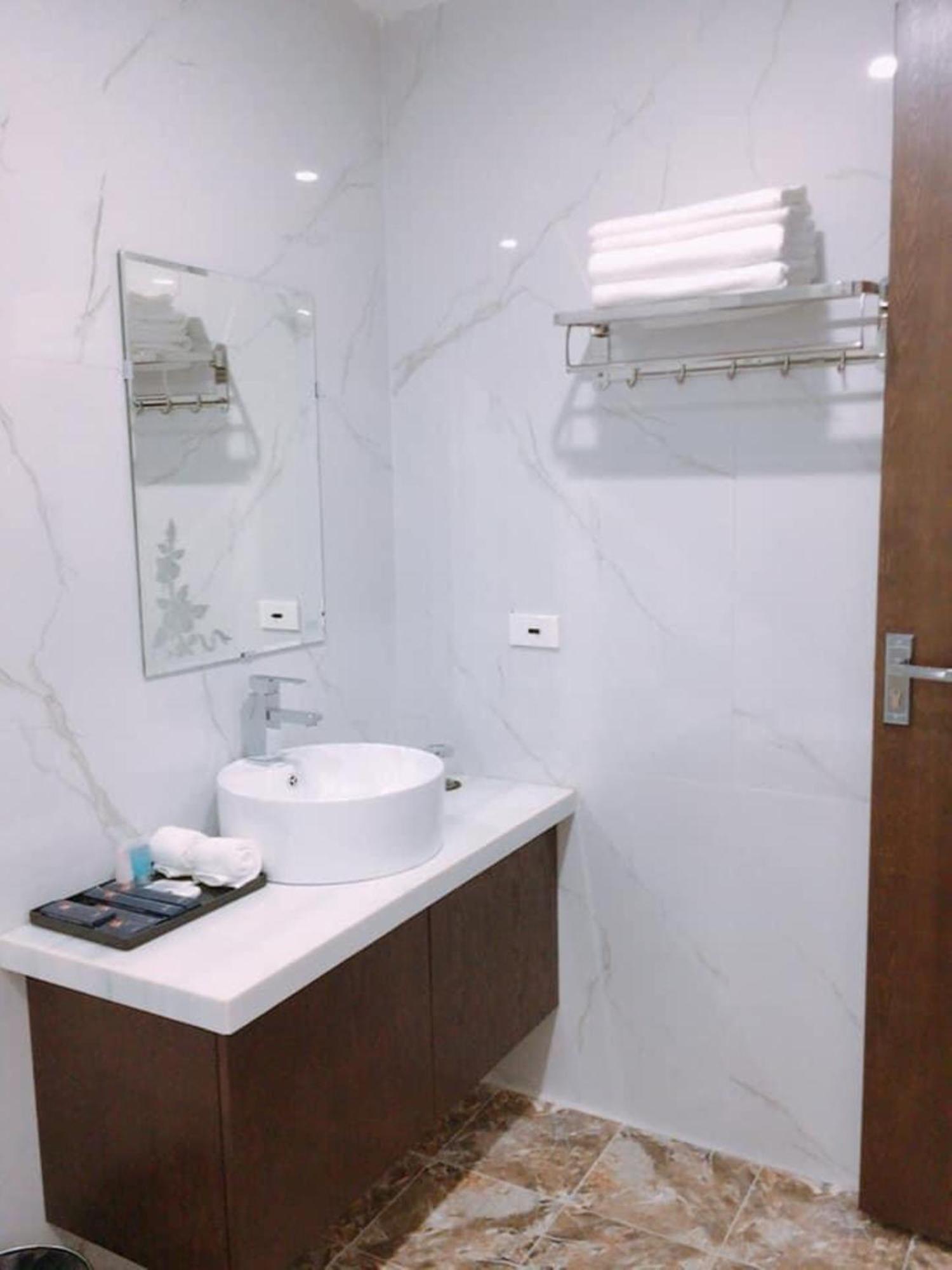 Nice Dream Hotel Vinh Yen Exterior foto